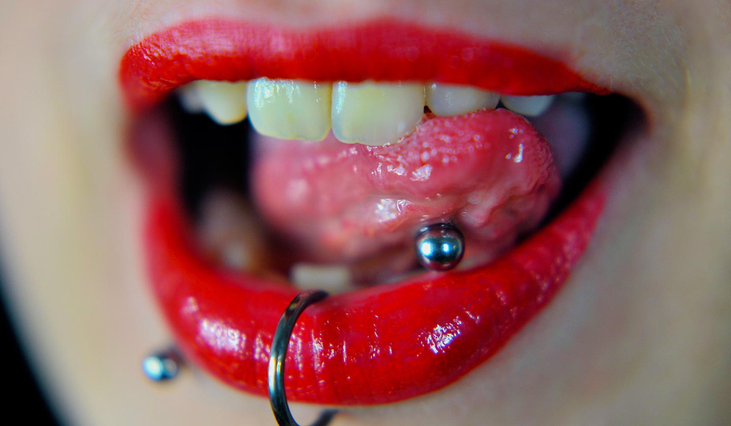 Avoid the use of piercings in the mouth