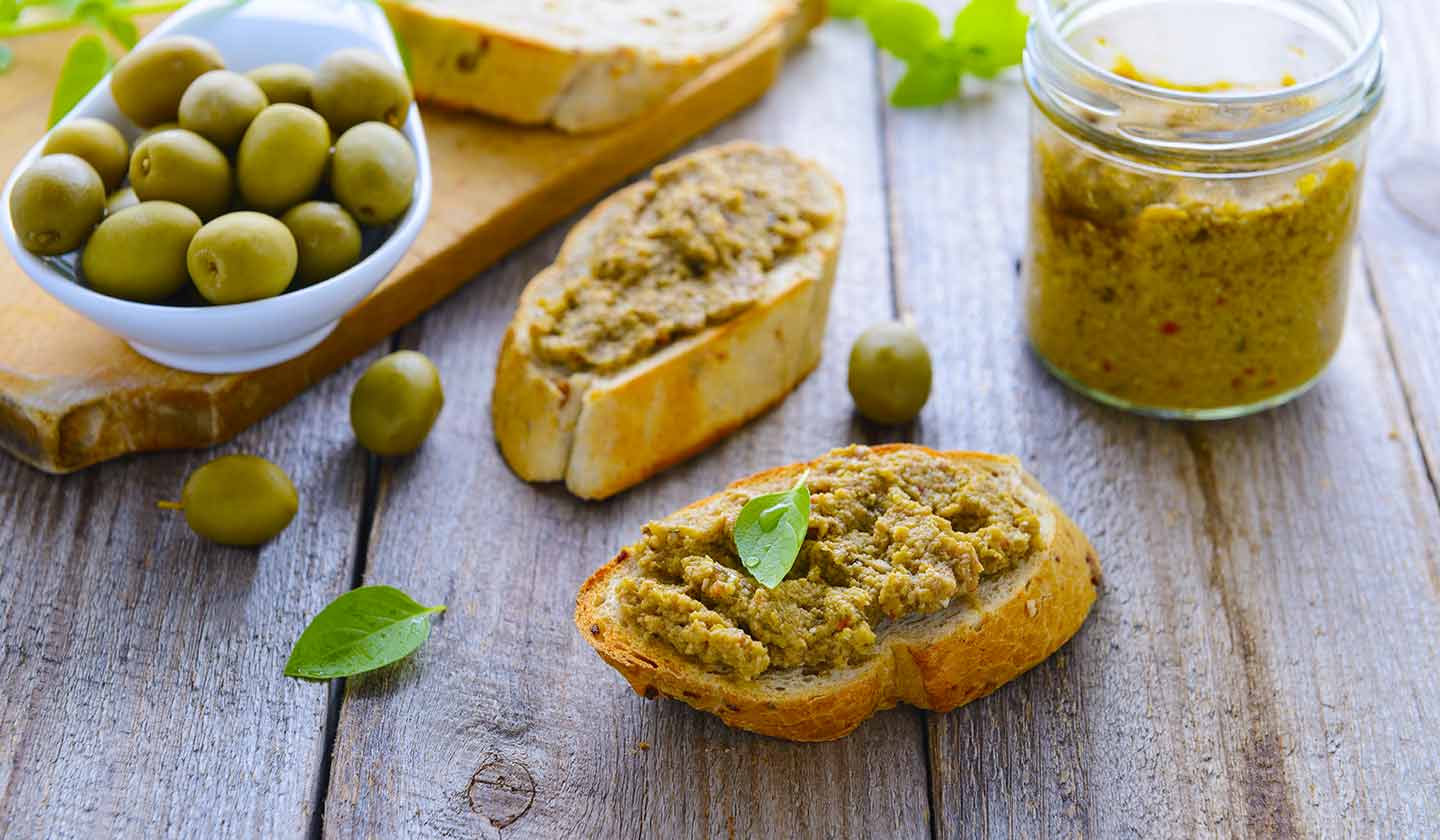 Olive pâté 