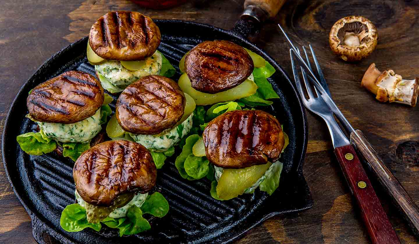 Sandwiches with Mushrooms